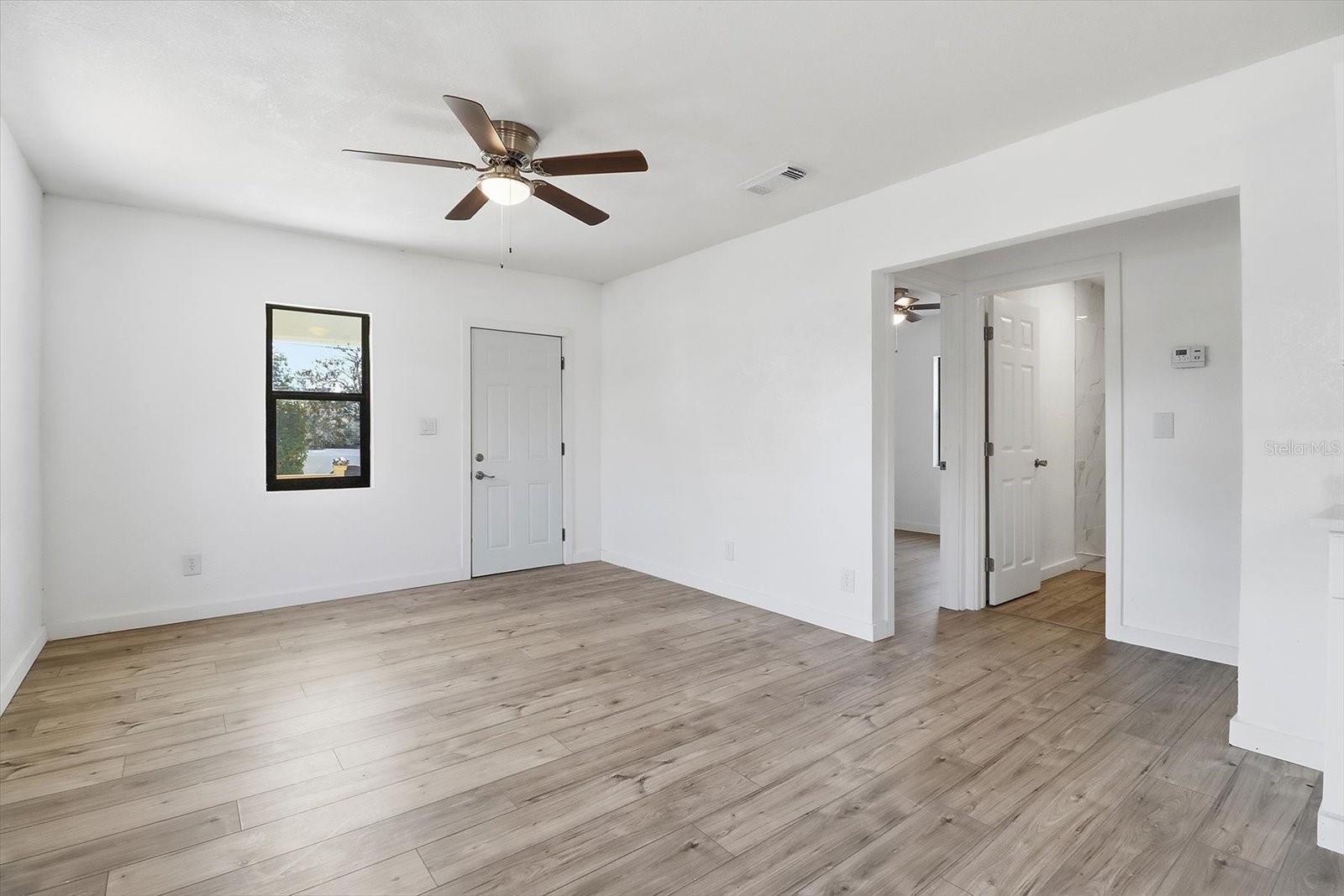 TOWN DUNNELLON - Residential