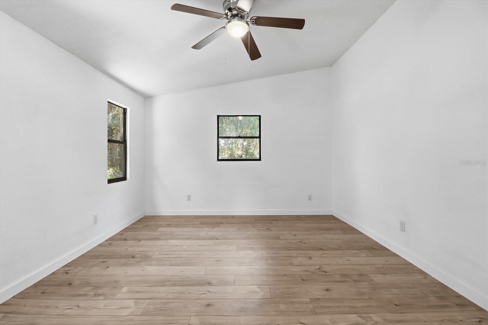 TOWN DUNNELLON - Residential