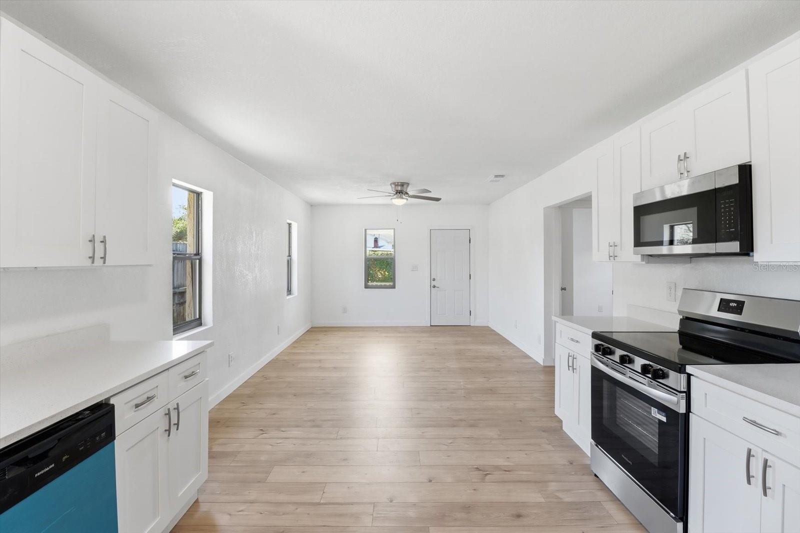 TOWN DUNNELLON - Residential