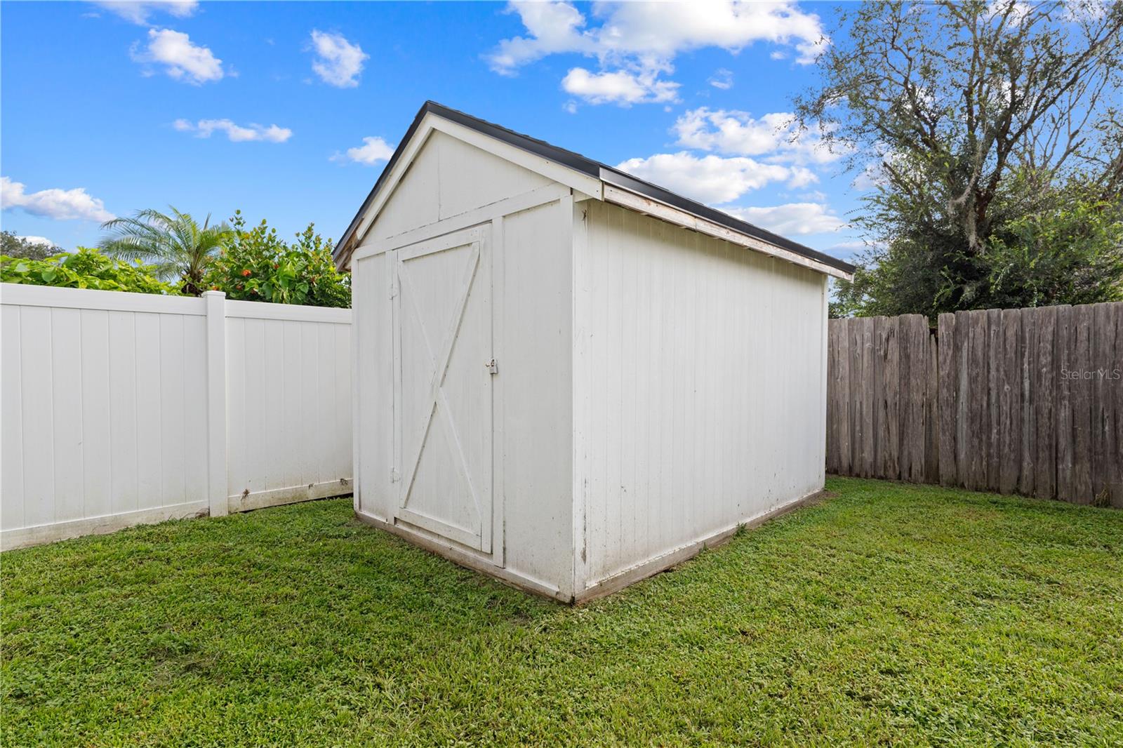 CANOE CREEK LAKES UNIT 2 - Residential