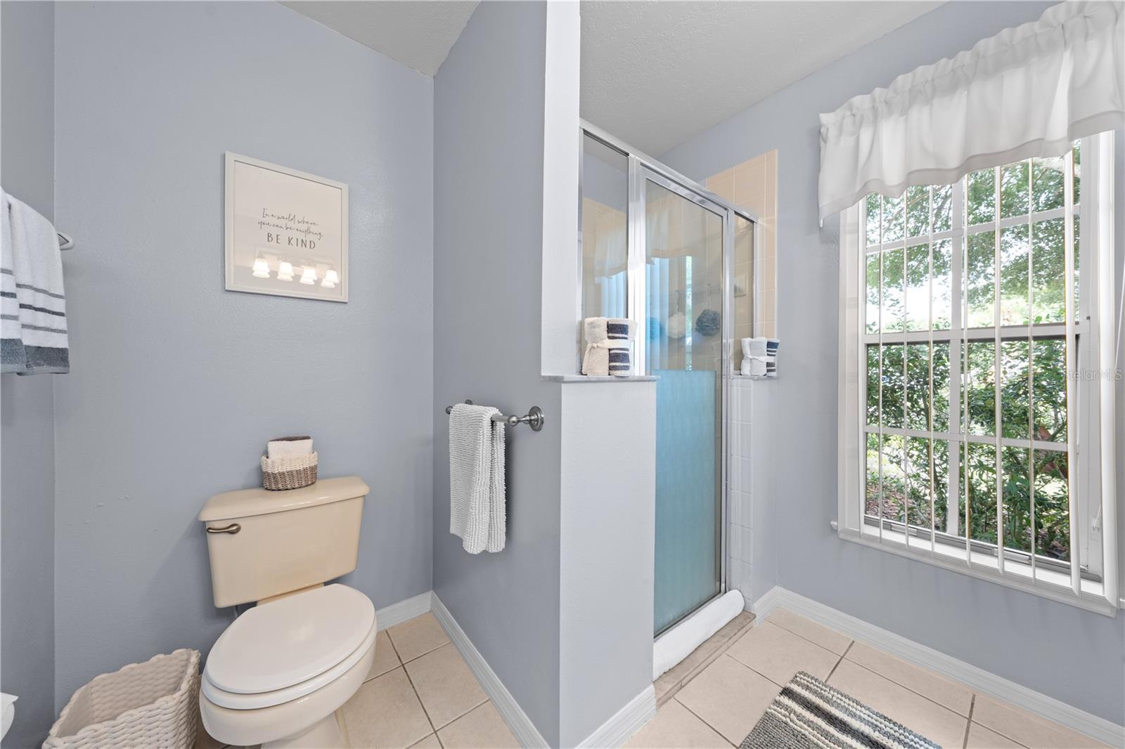 CANOE CREEK LAKES UNIT 2 - Residential