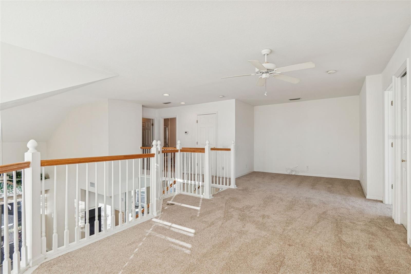 TOWNHOMES AT WEATHERSFIELD - Residential