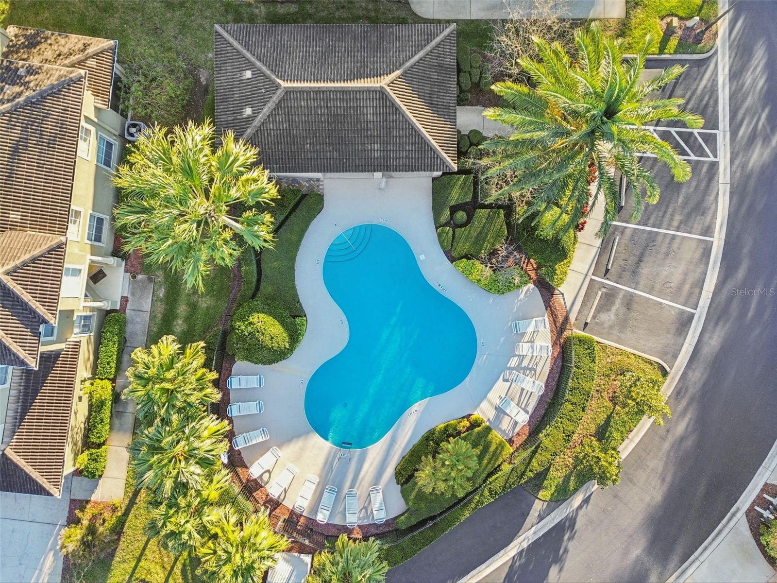 TOWNHOMES AT WEATHERSFIELD - Residential