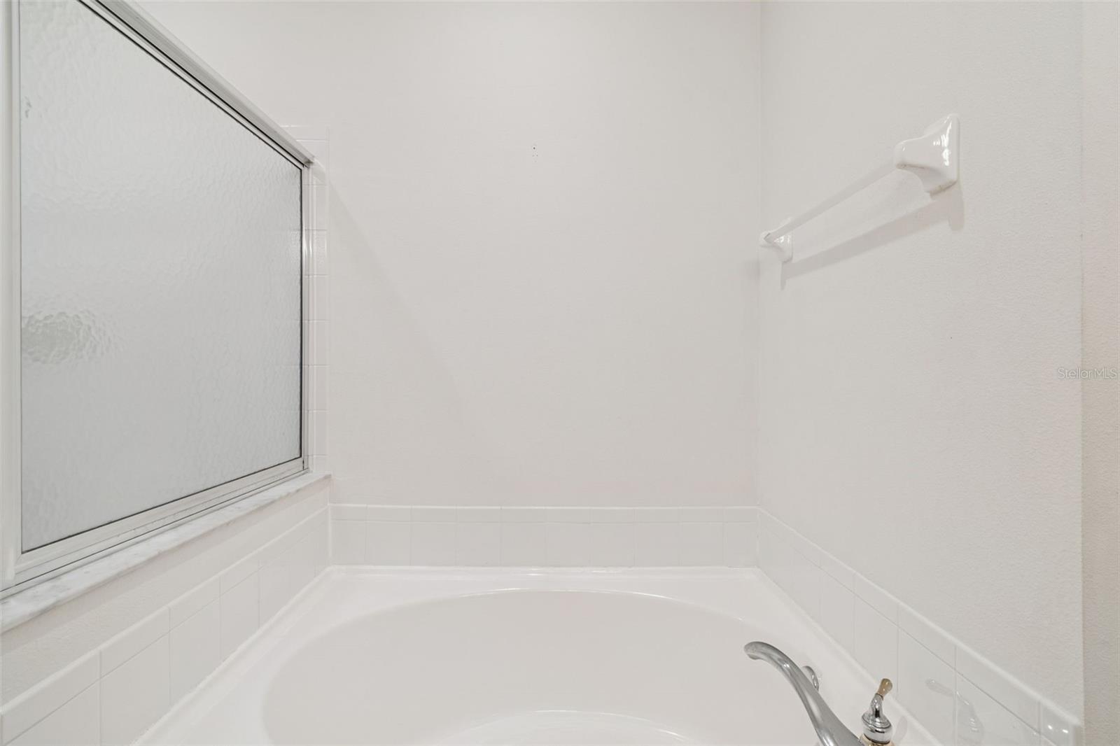 TOWNHOMES AT WEATHERSFIELD - Residential