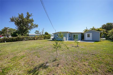 A home in PORT CHARLOTTE