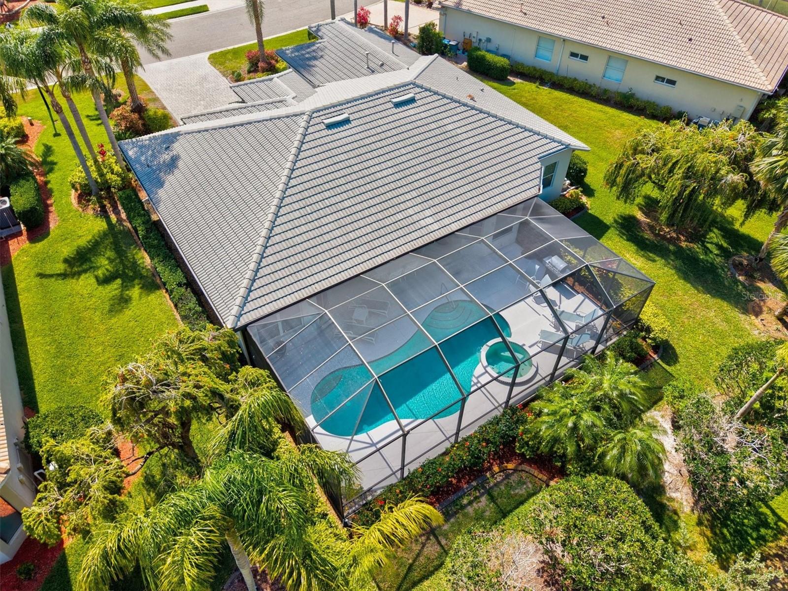 7582 CAMDEN HARBOUR DRIVE