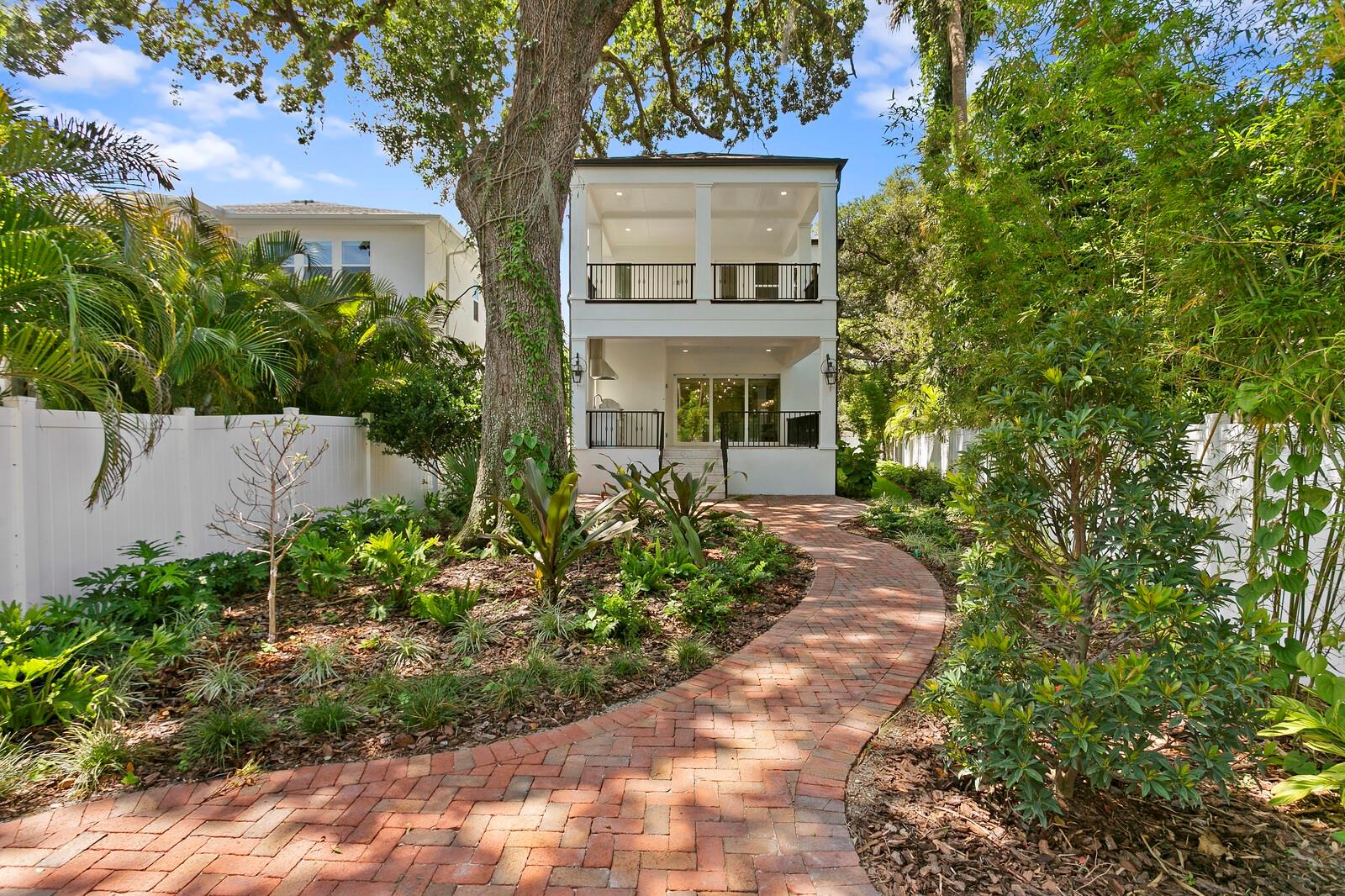 BEACH PARK - Residential