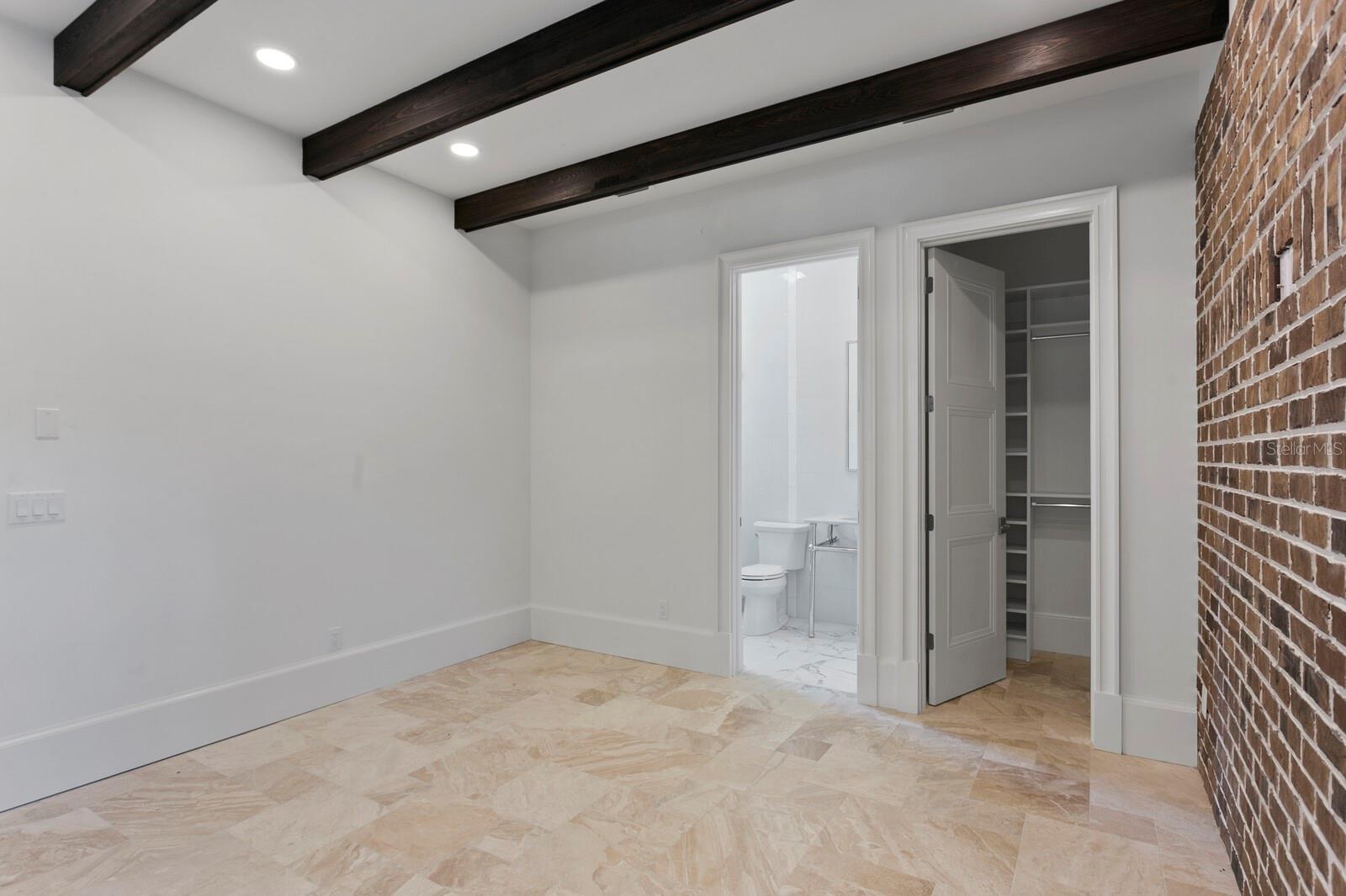 BEACH PARK - Residential