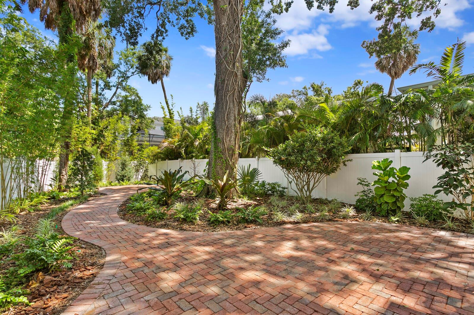 BEACH PARK - Residential