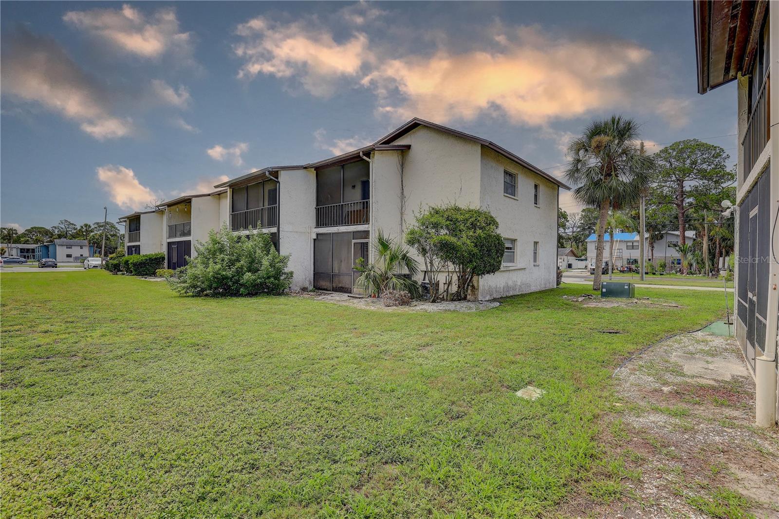 ROYAL RICHEY VILLAGE CONDO 01 - Residential