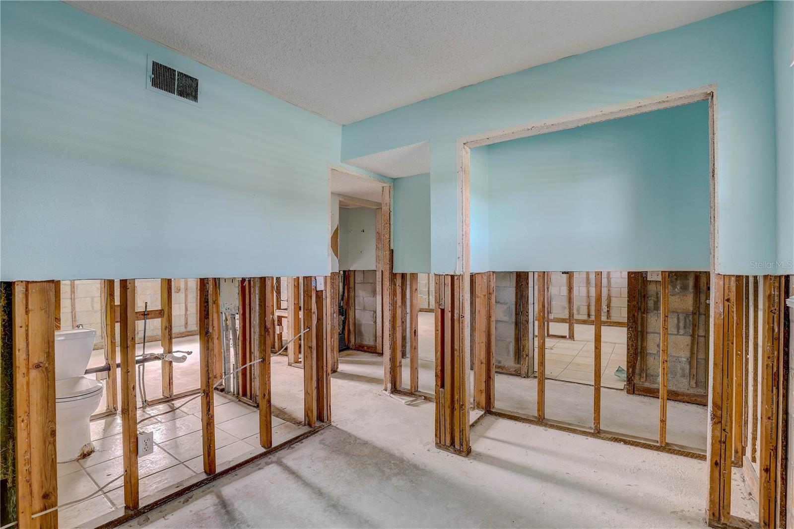 ROYAL RICHEY VILLAGE CONDO 01 - Residential