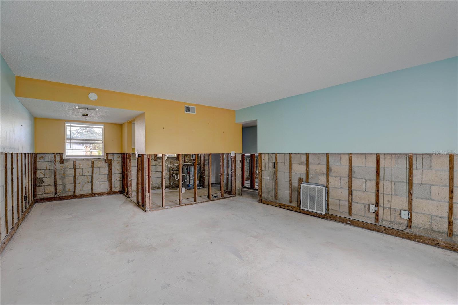 ROYAL RICHEY VILLAGE CONDO 01 - Residential