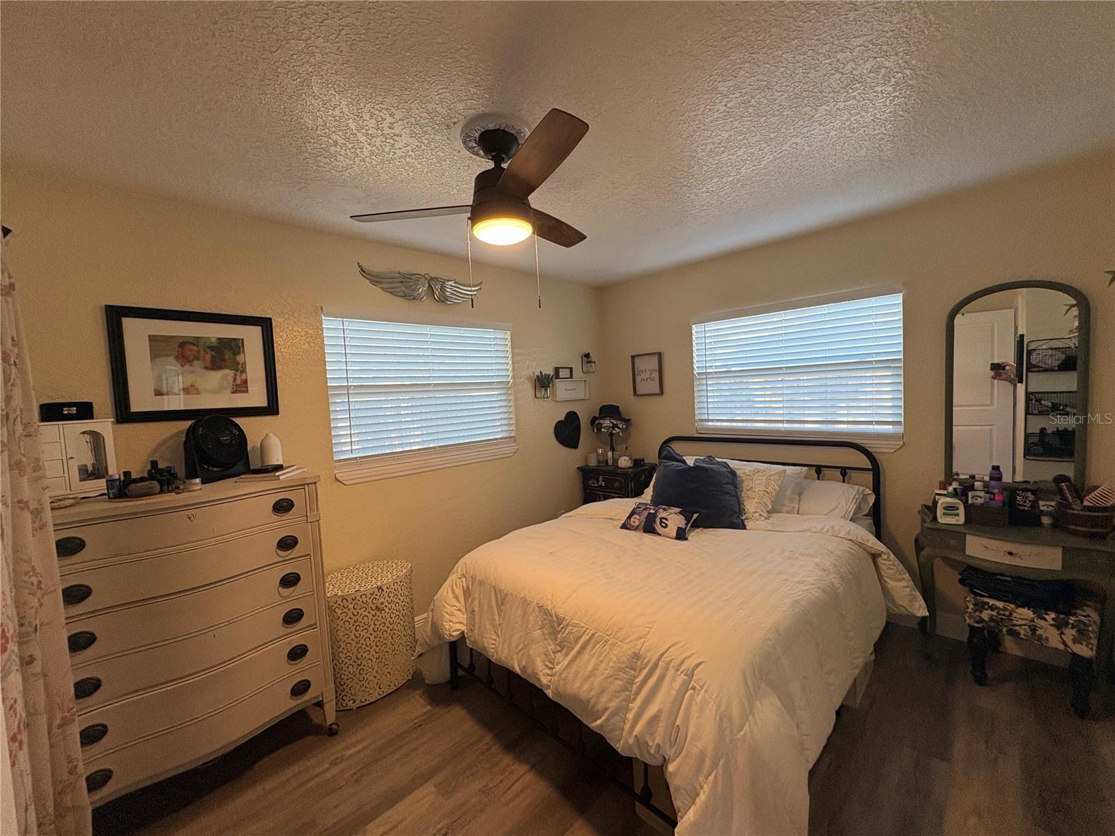 LAKE SARASOTA - Residential