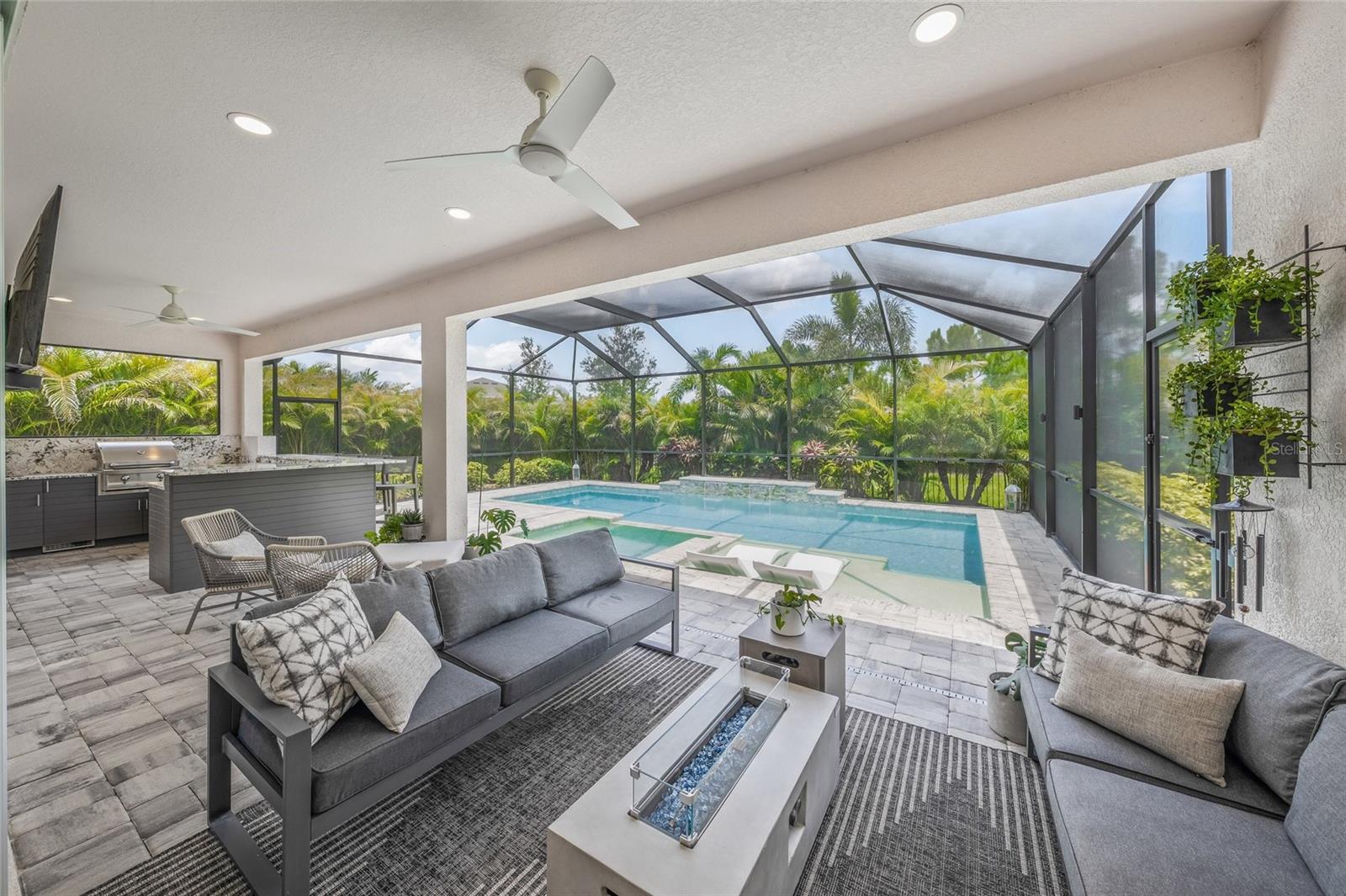 11422 APPLE TREE CIRCLE
