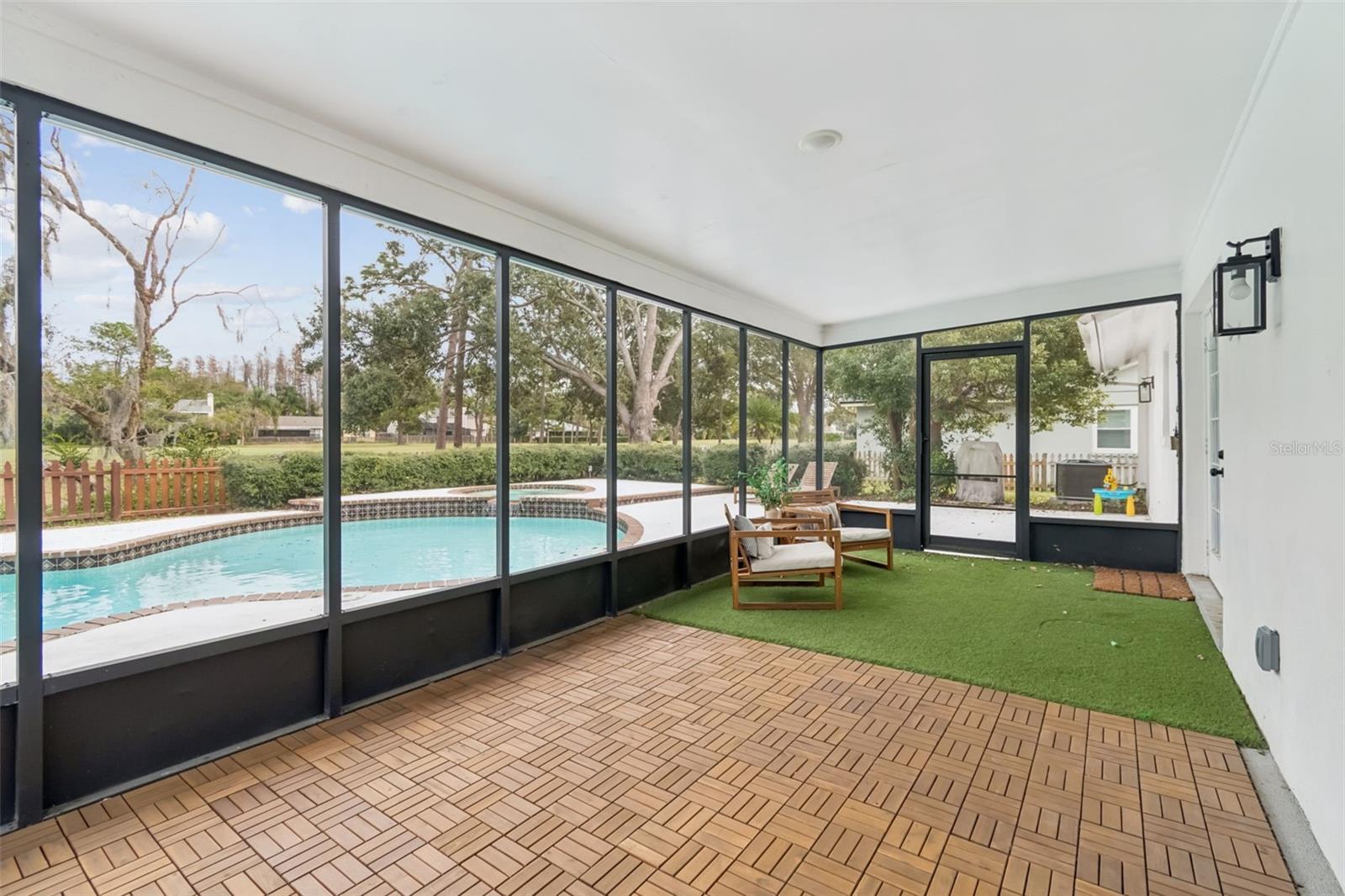 NORTHDALE SEC R - Residential