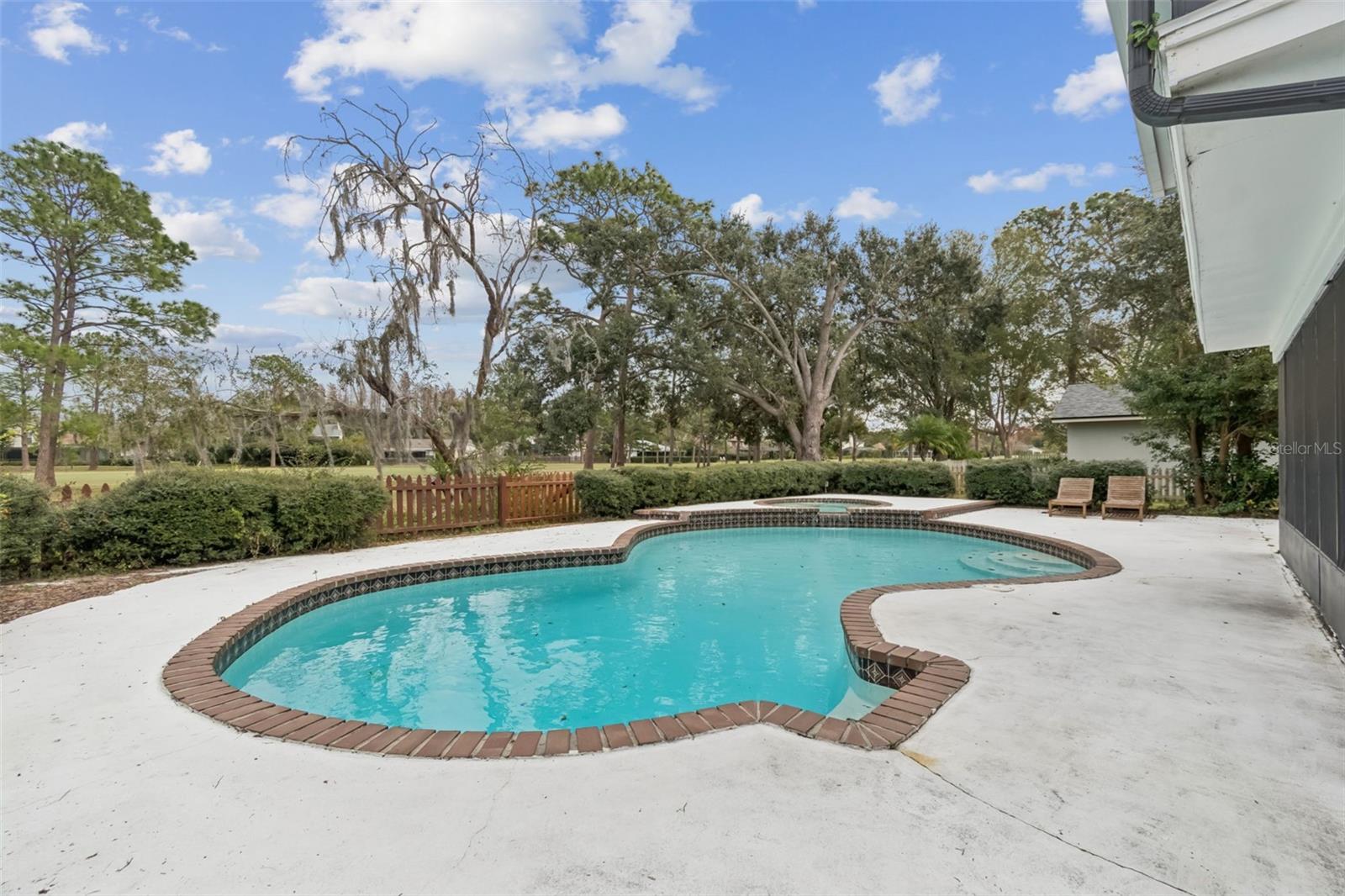 NORTHDALE SEC R - Residential