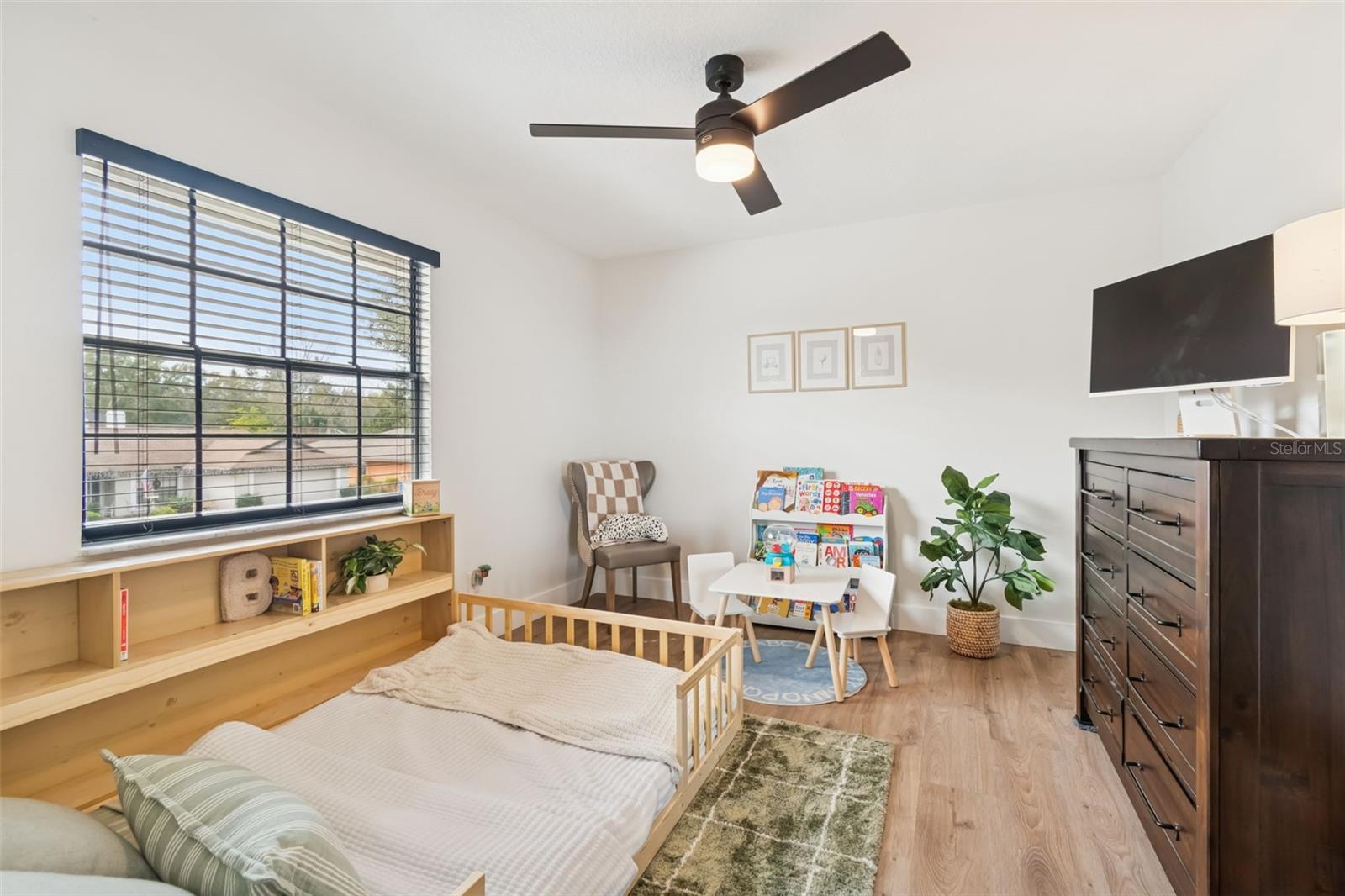 NORTHDALE SEC R - Residential