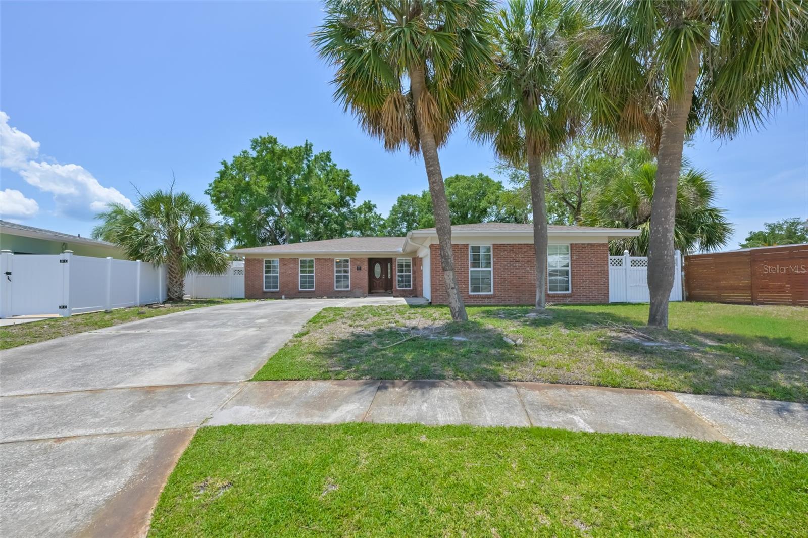 BAY CREST PARK UNIT 16 - Residential