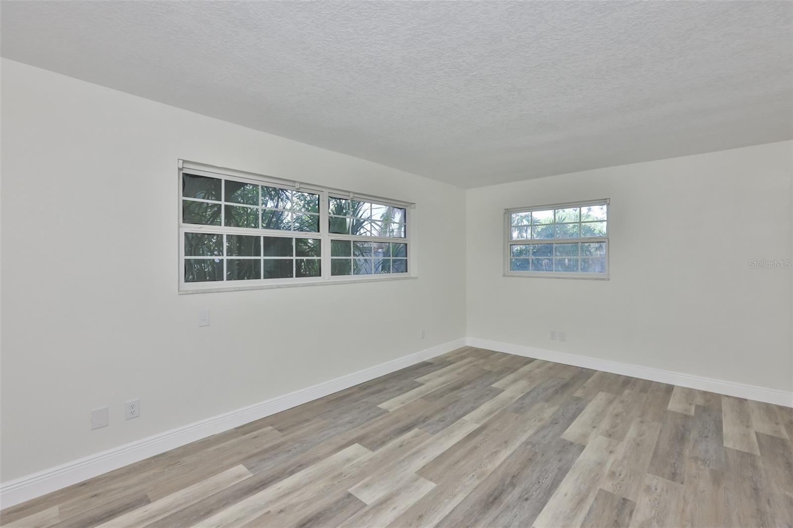 BAY CREST PARK UNIT 16 - Residential