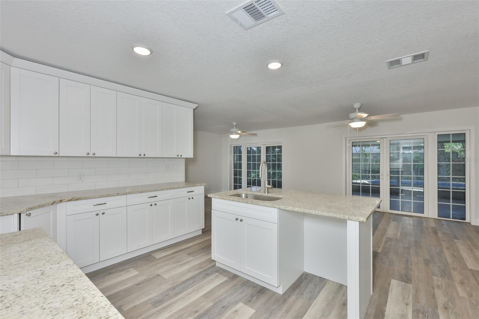 BAY CREST PARK UNIT 16 - Residential