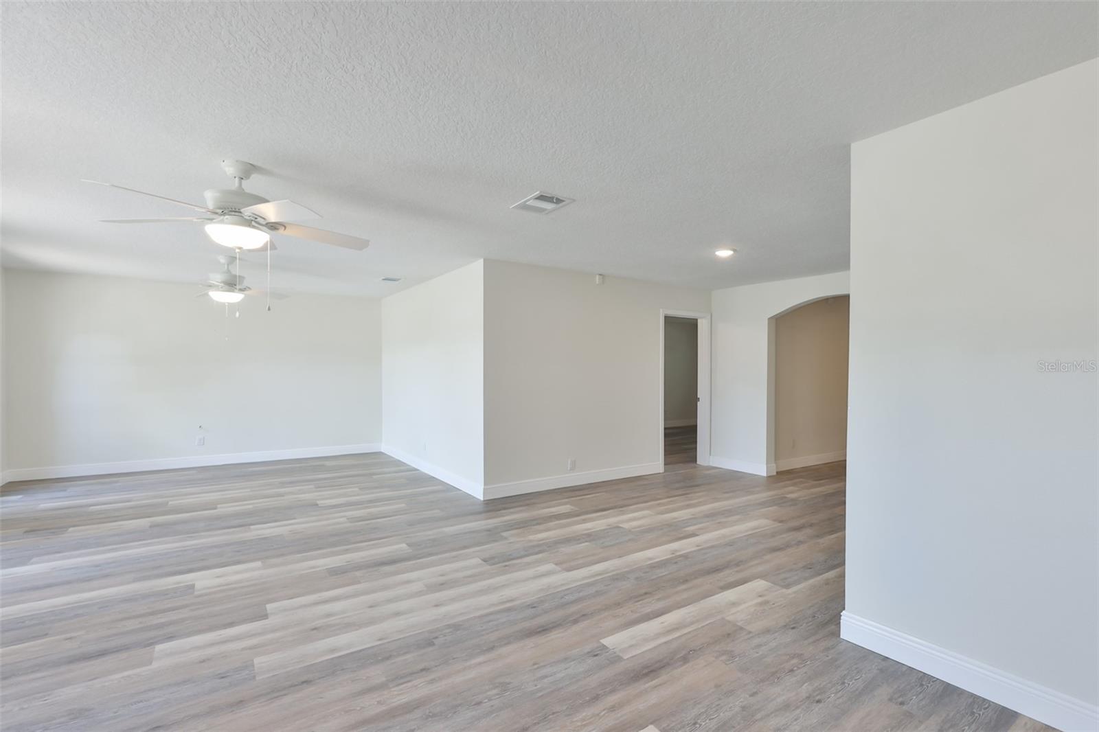 BAY CREST PARK UNIT 16 - Residential