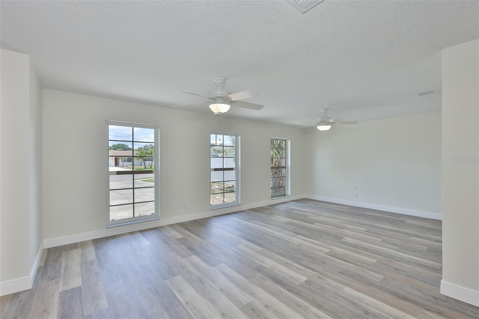 BAY CREST PARK UNIT 16 - Residential