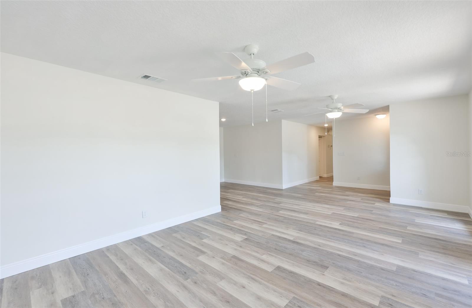 BAY CREST PARK UNIT 16 - Residential