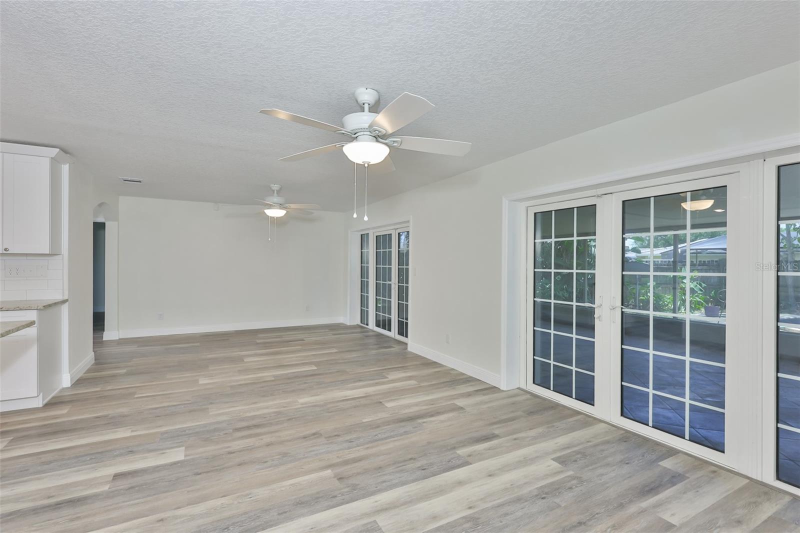 BAY CREST PARK UNIT 16 - Residential