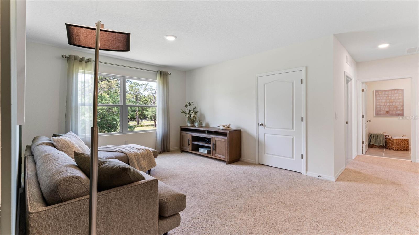 HARMONY WEST - Residential