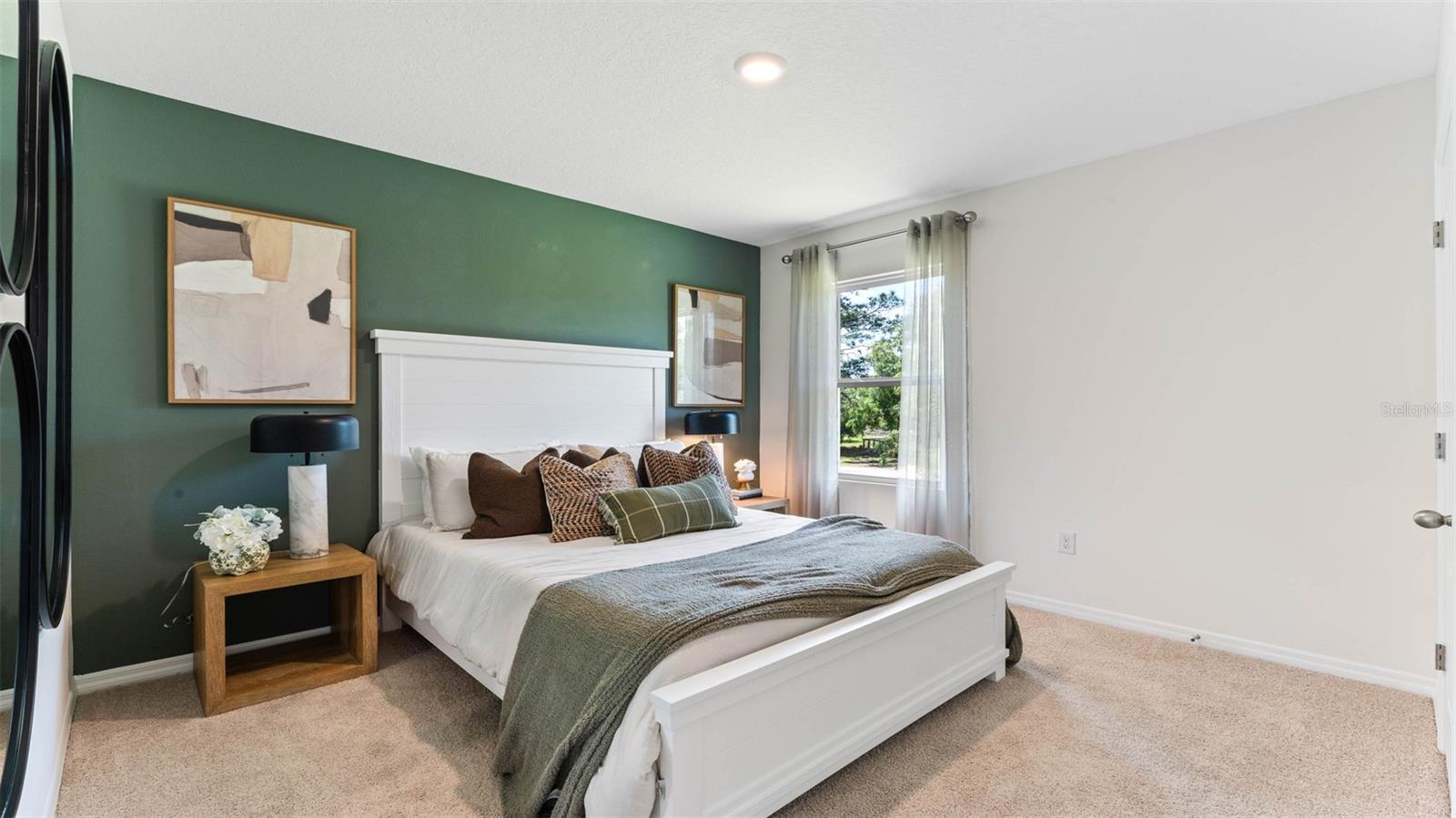 HARMONY WEST - Residential