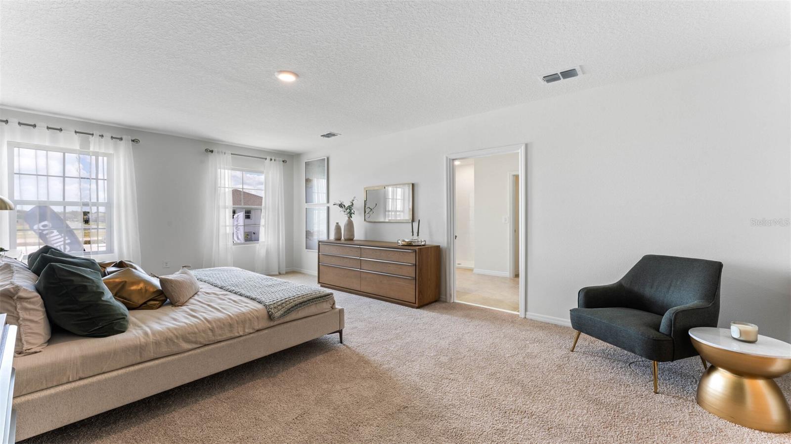 HARMONY WEST - Residential