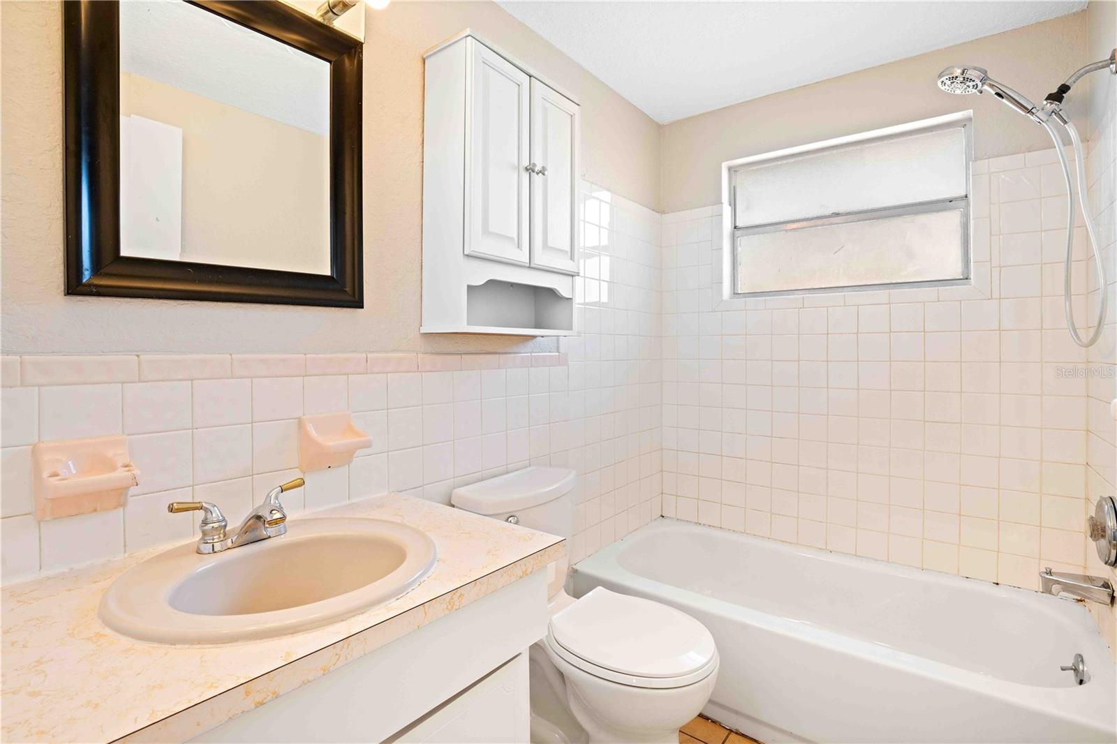 HILLANDALE - Residential