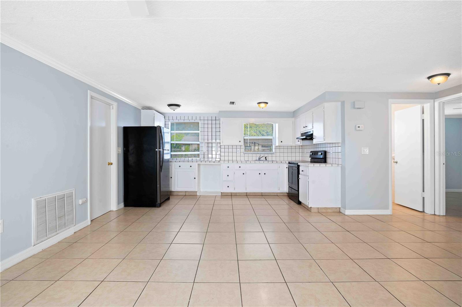 HILLANDALE - Residential