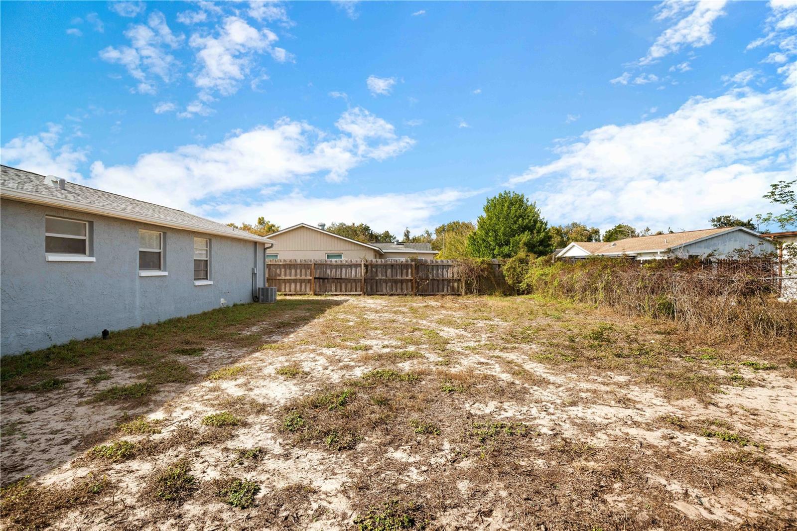 HILLANDALE - Residential