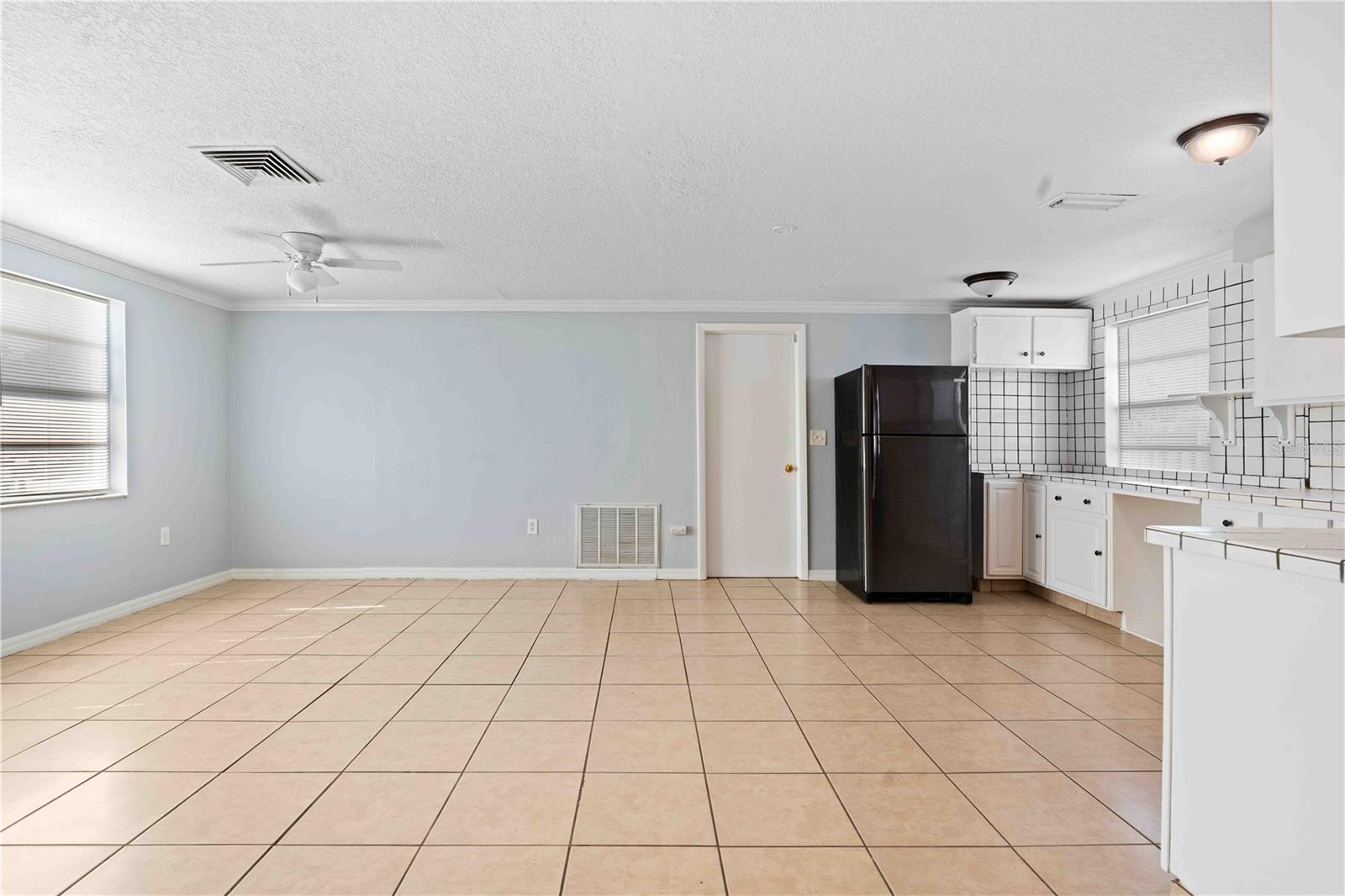 HILLANDALE - Residential