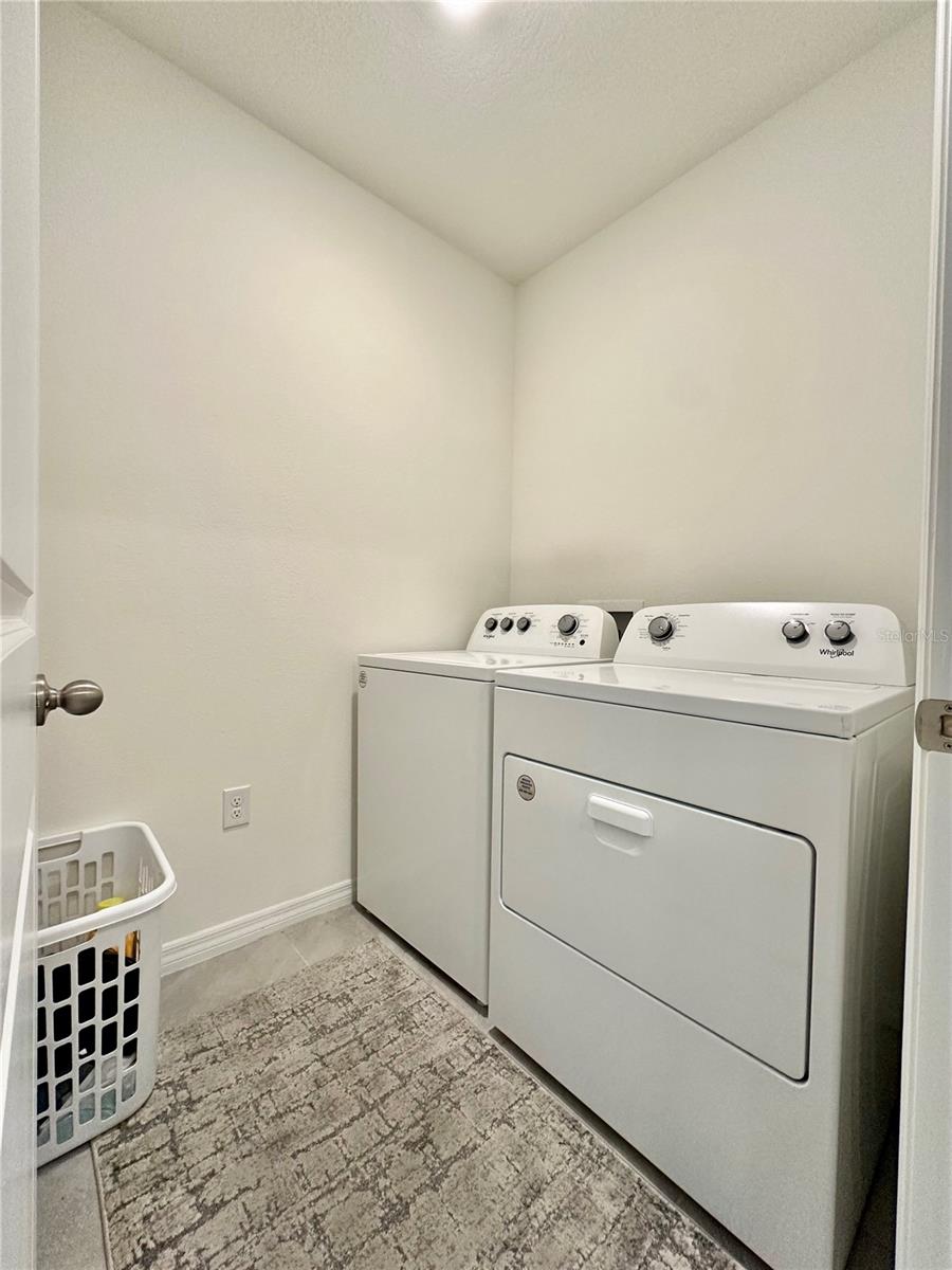 LAKE DIAMOND NORTH - Residential