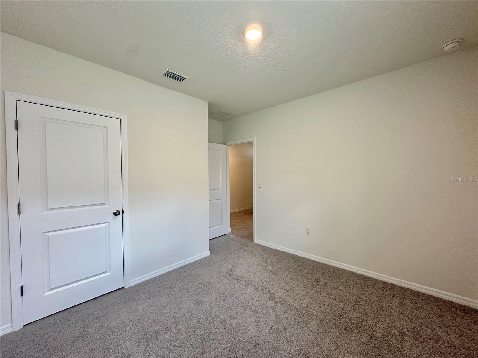 LAKE DIAMOND NORTH - Residential