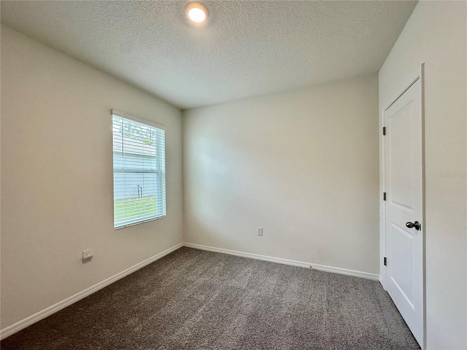 LAKE DIAMOND NORTH - Residential