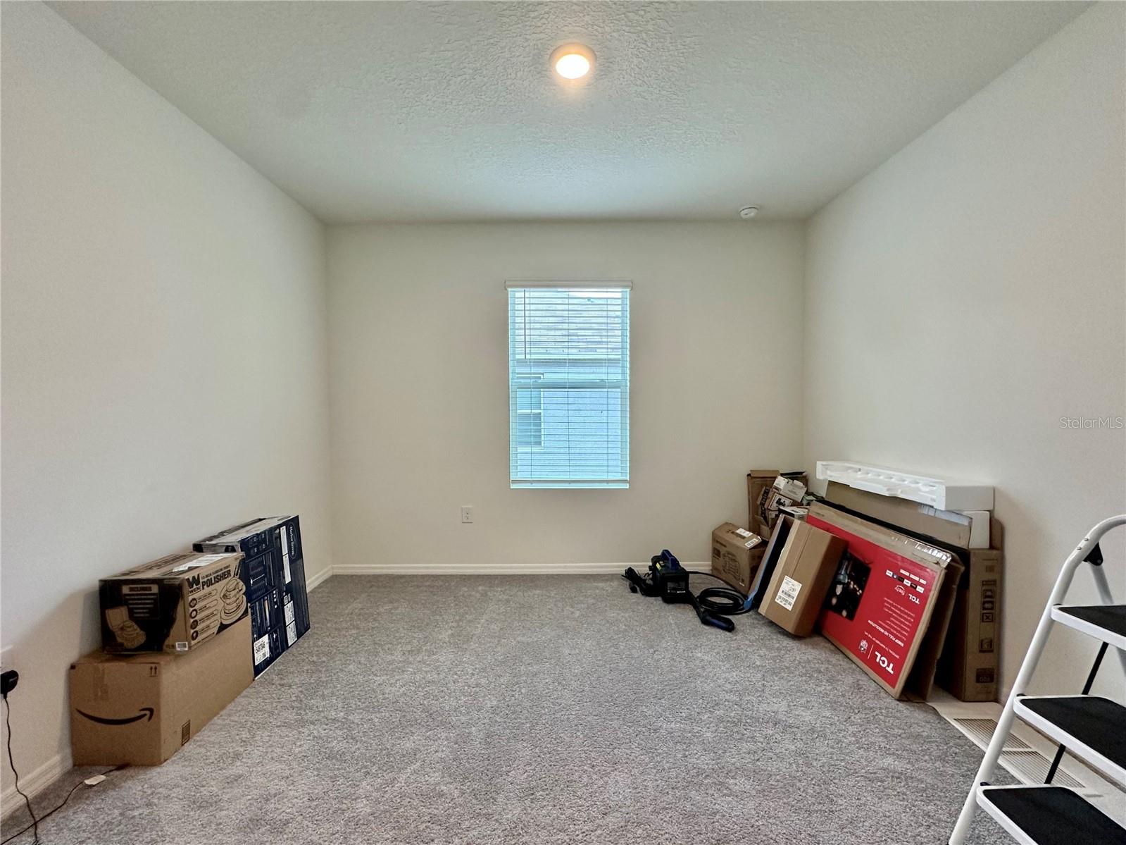 LAKE DIAMOND NORTH - Residential