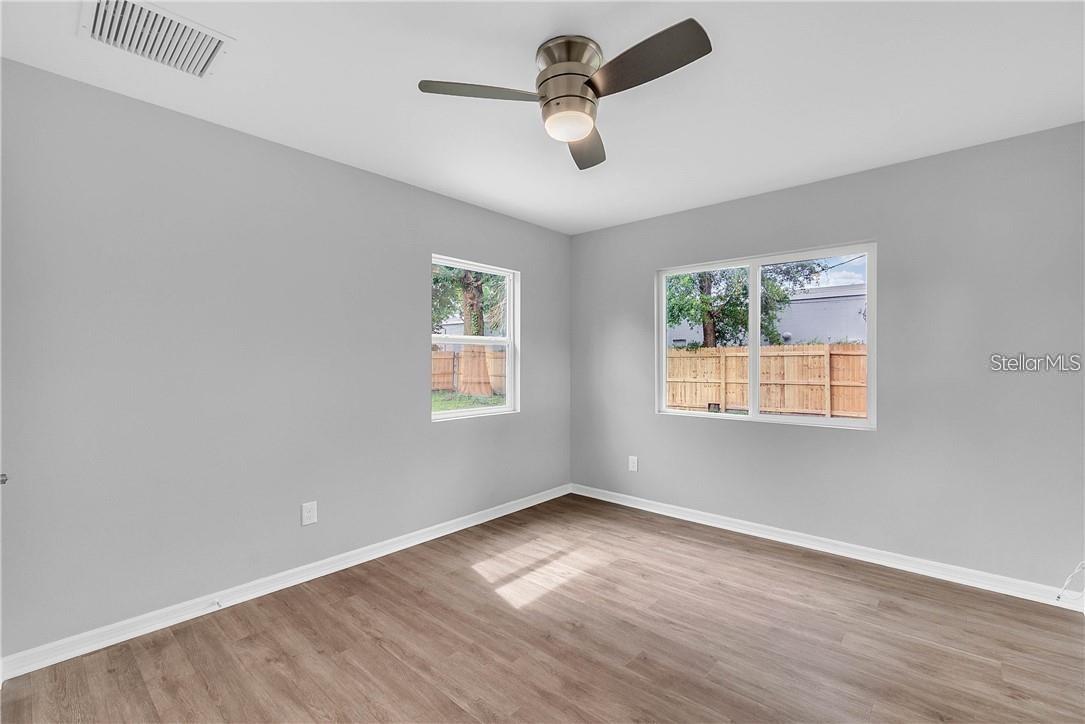 COLLEGE COURT SUB - Residential Lease