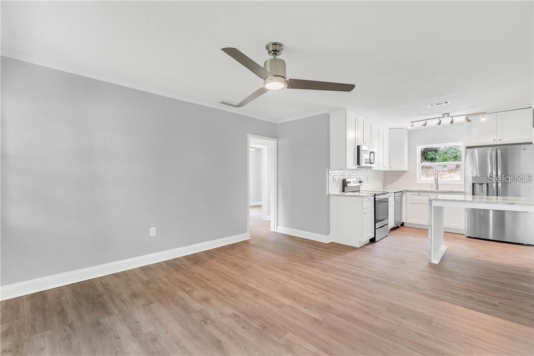 COLLEGE COURT SUB - Residential Lease