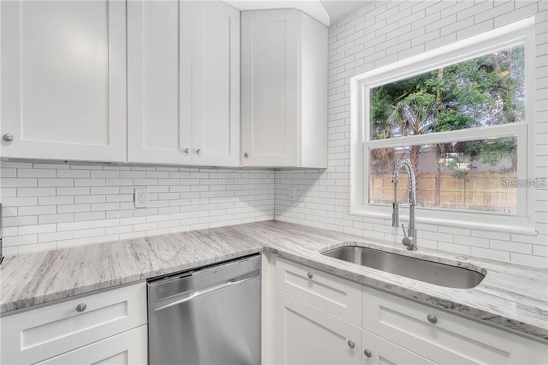 COLLEGE COURT SUB - Residential Lease