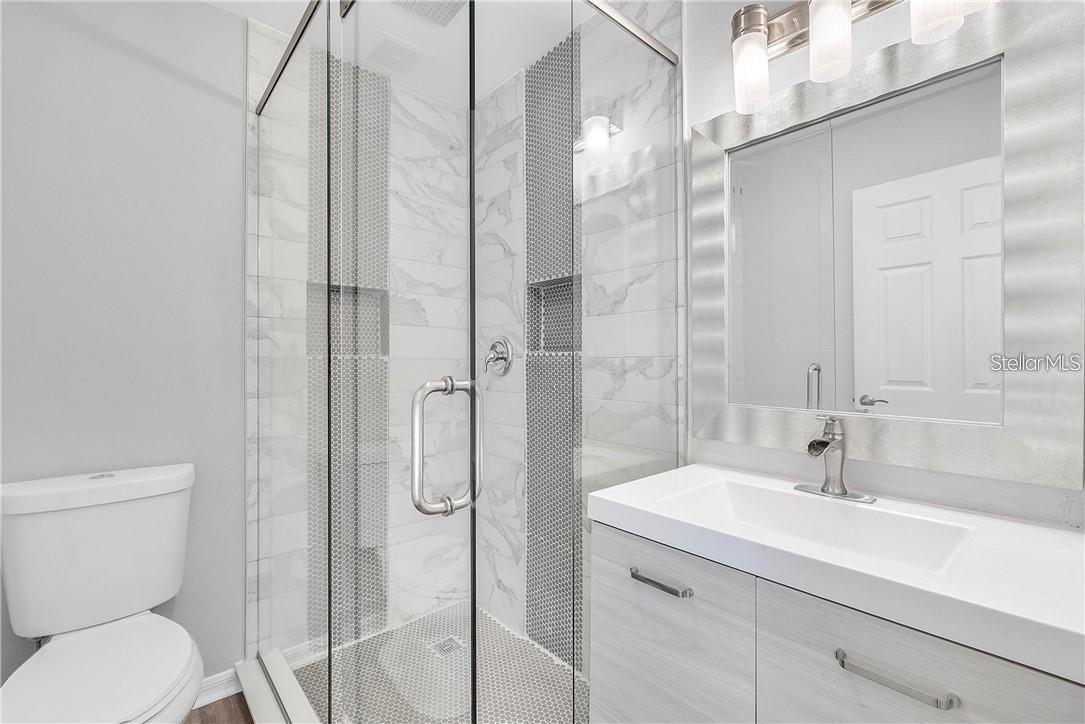 COLLEGE COURT SUB - Residential Lease