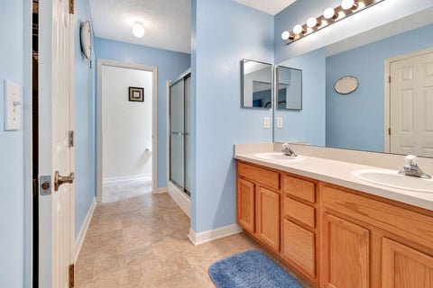 Tiny photo for 911 Grand Vista Trail, Leesburg, FL 34748 (MLS # G5118392)
