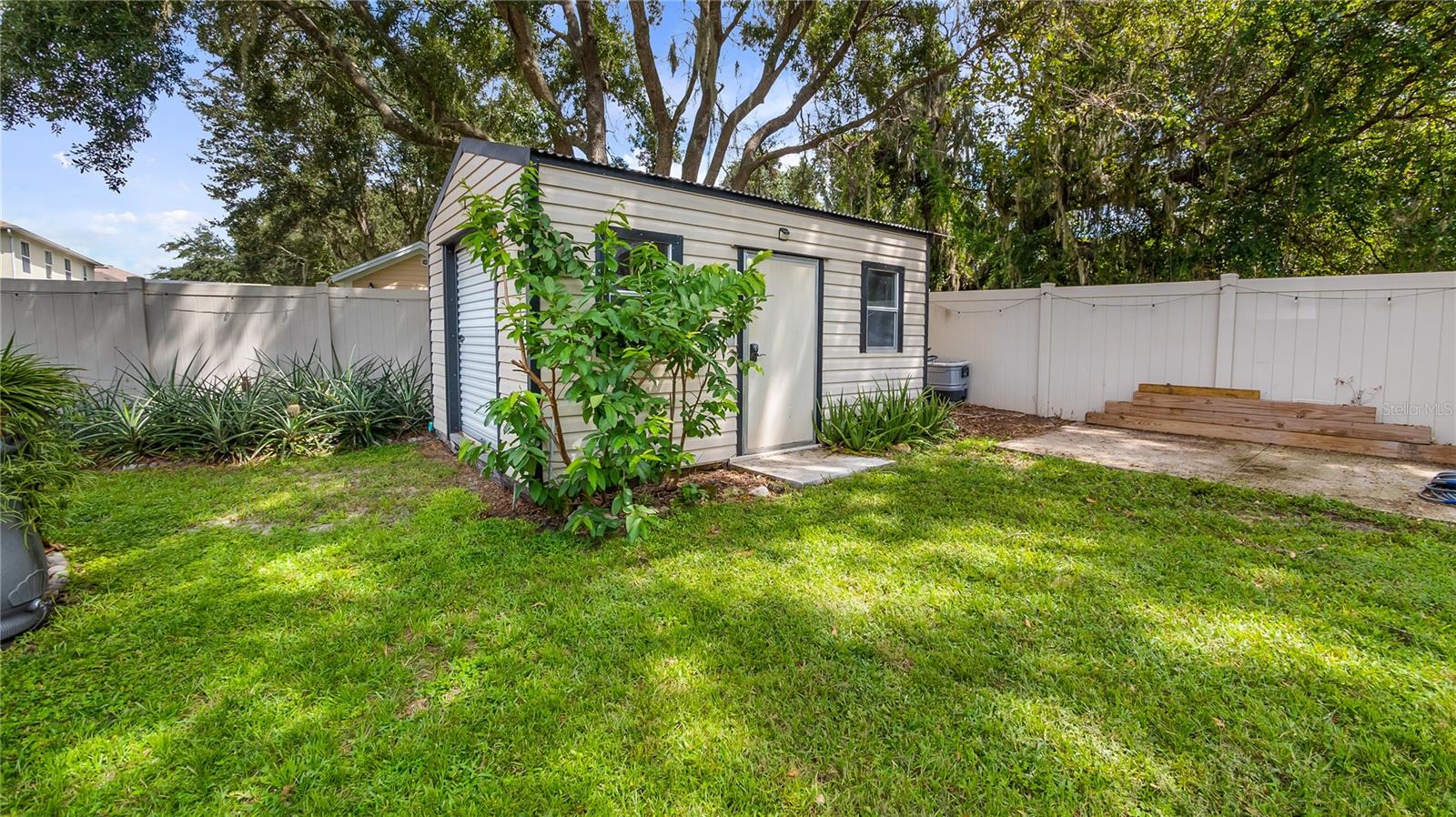FRUITLAND PARK GLEN PH 01 02 & 03 - Residential