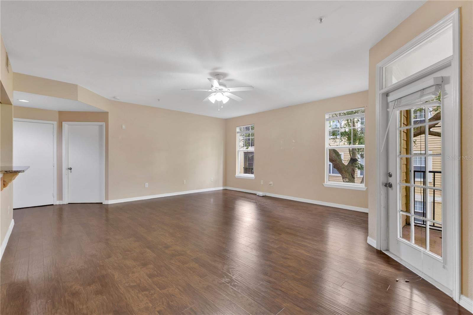 404 SUMMIT RIDGE PLACE 212