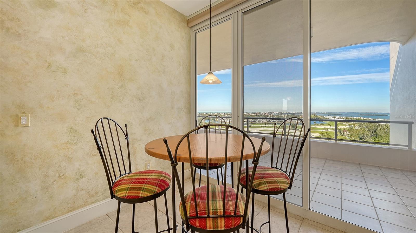 GRAND BAY 4 - Residential