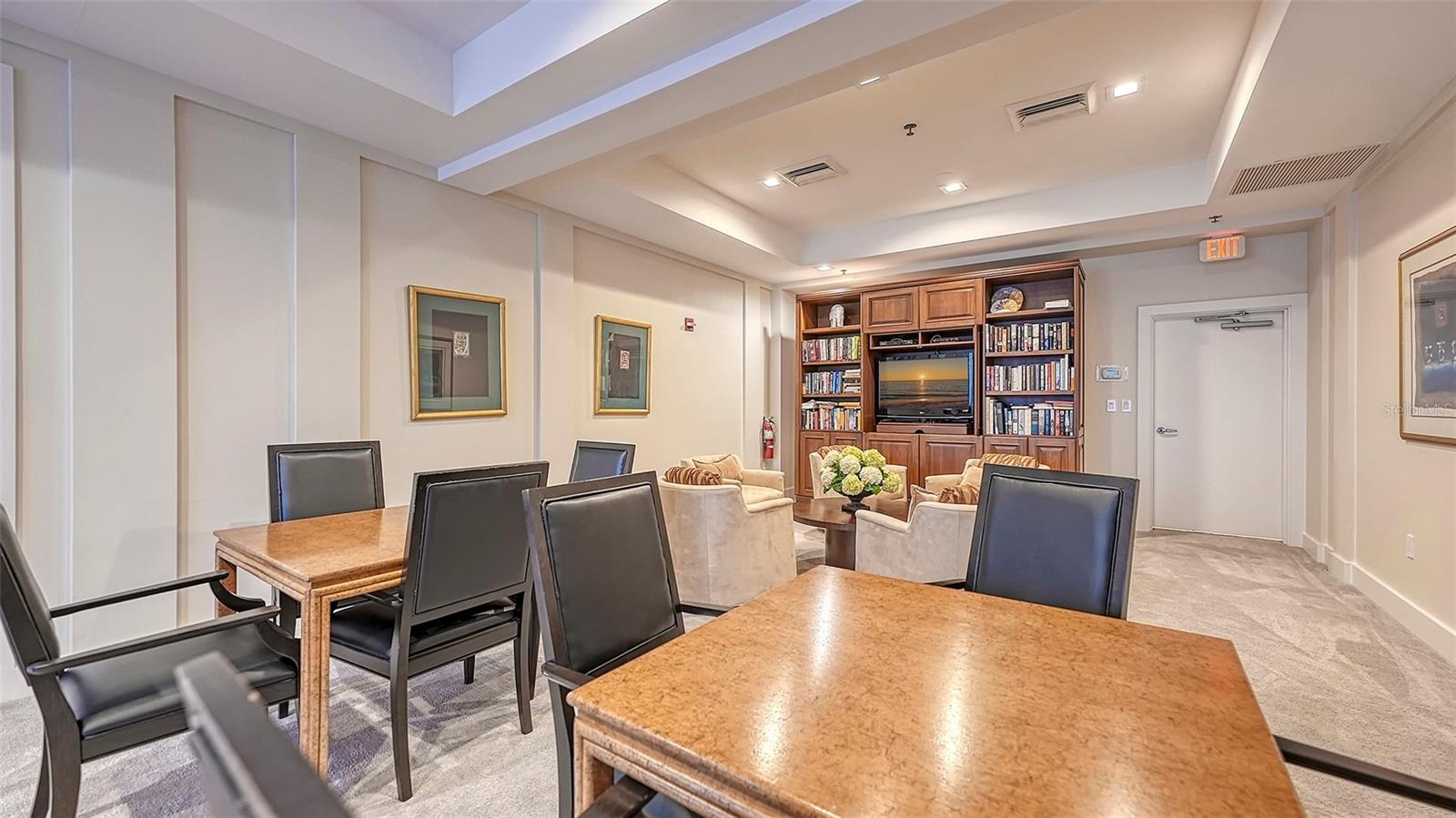 GRAND BAY 4 - Residential