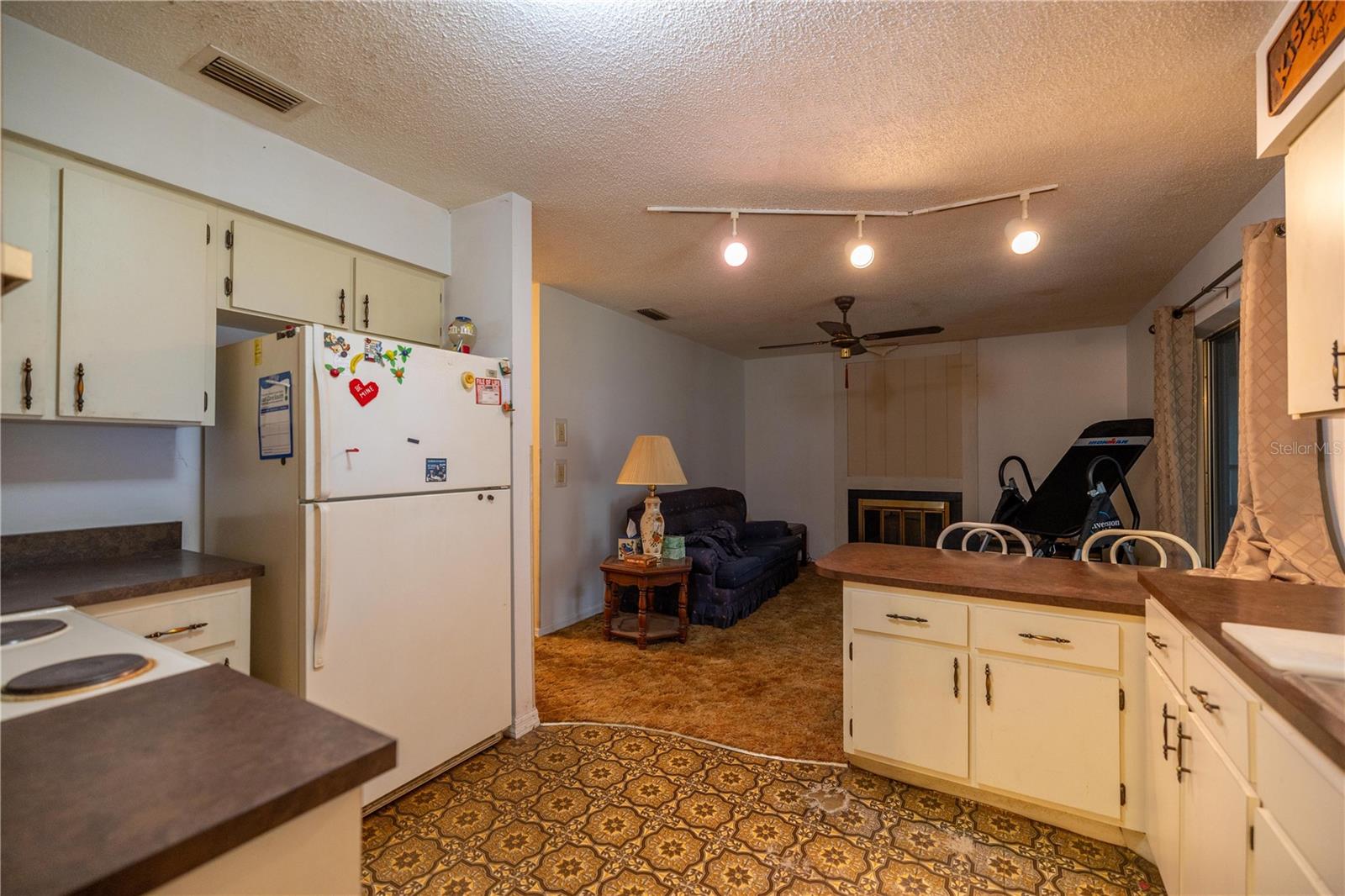 ROLLING RANCHETTES - Residential