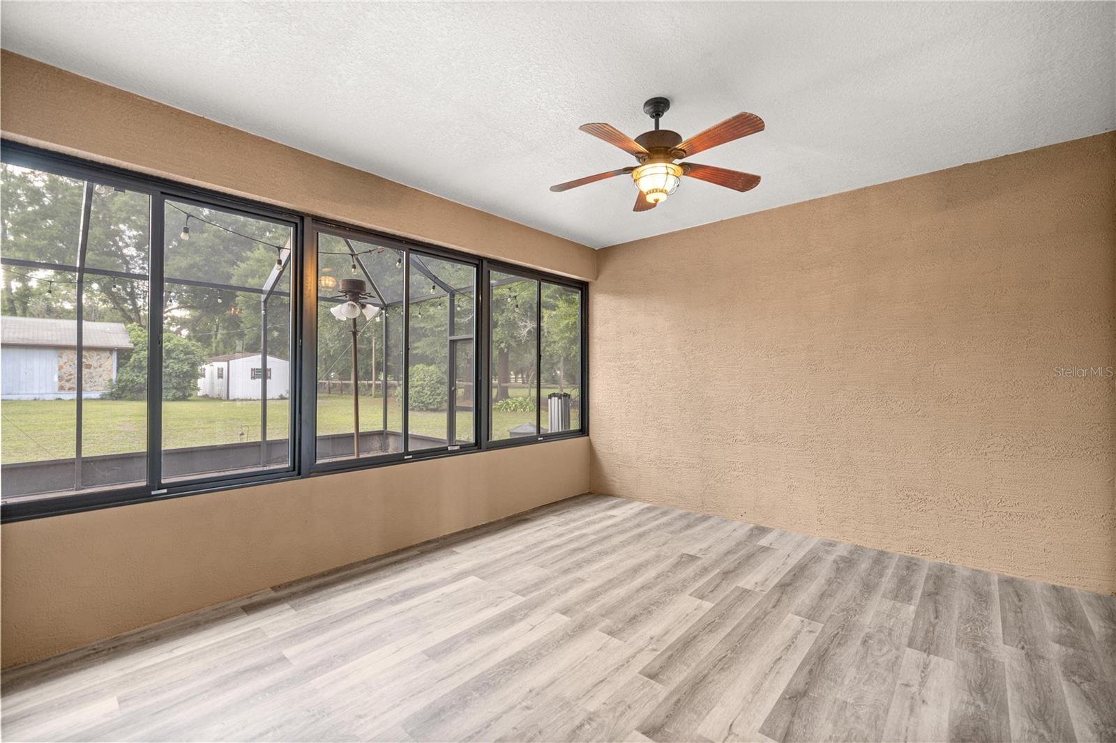 ROLLING RANCHETTES - Residential